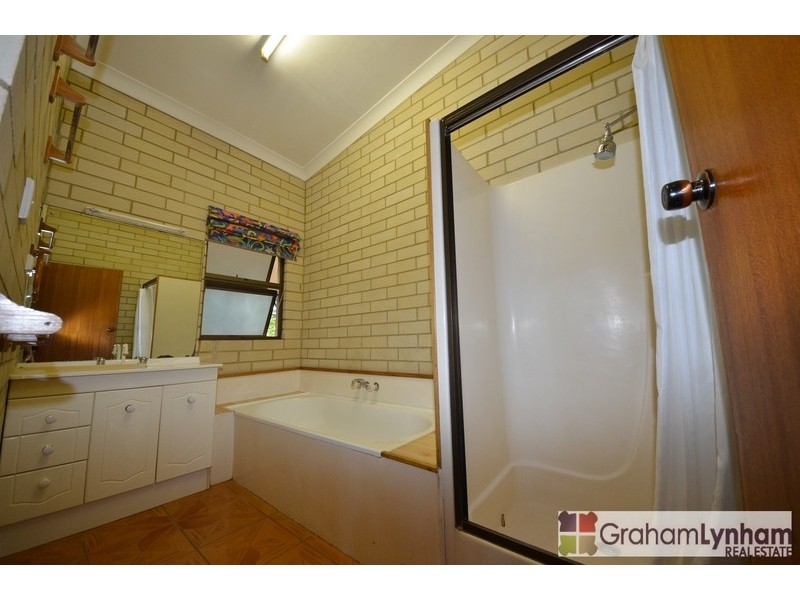 15 Coral Street, Saunders Beach QLD 4818