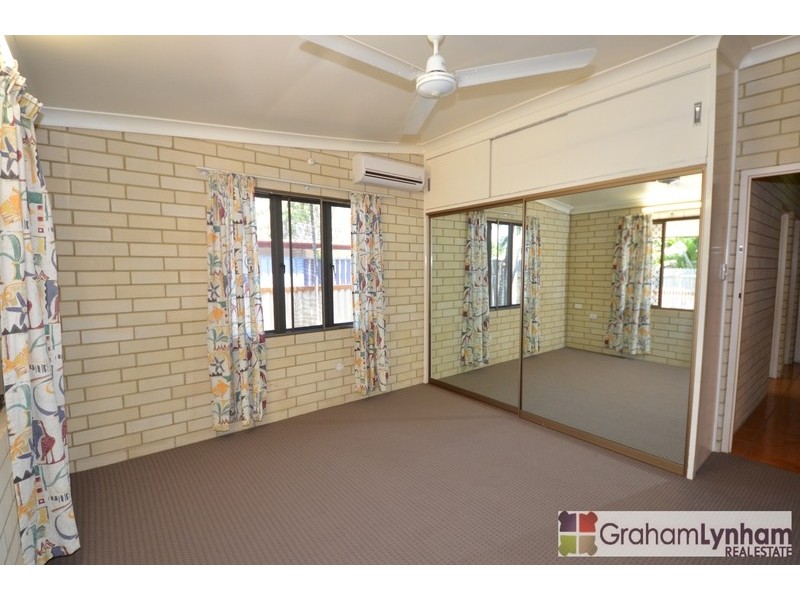 15 Coral Street, Saunders Beach QLD 4818