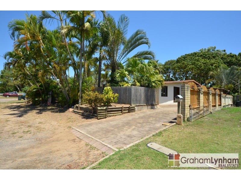 15 Coral Street, Saunders Beach QLD 4818