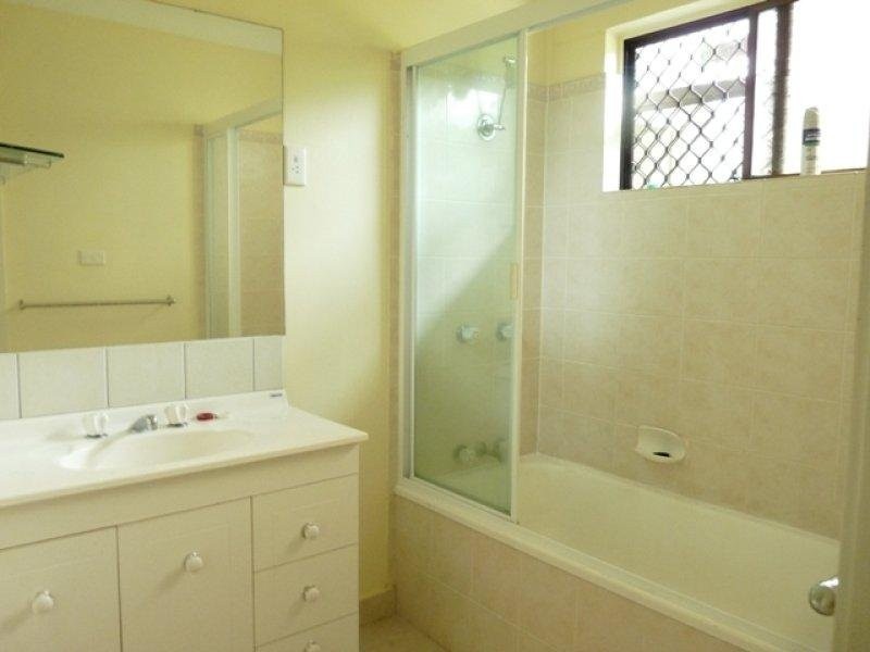 30 Ruby Round, Kelso QLD 4815