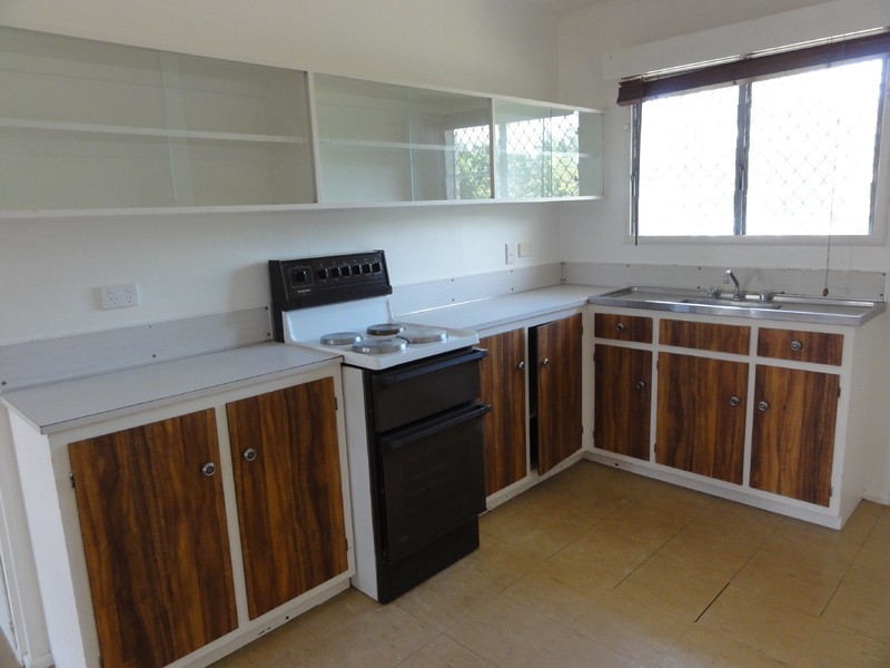 1/105 Goodwin, Currajong QLD 4812