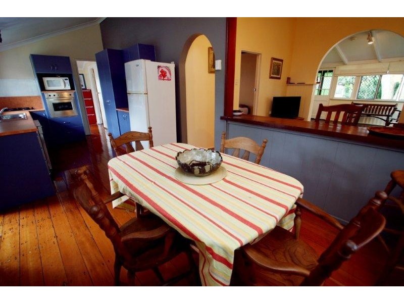 137 Francis Street, West End QLD 4810