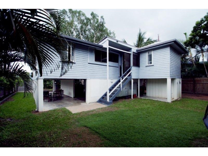 137 Francis Street, West End QLD 4810