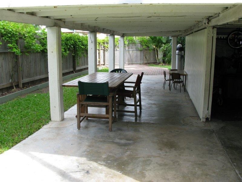 137 Francis Street, West End QLD 4810