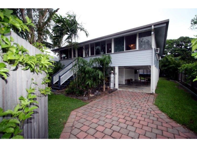 137 Francis Street, West End QLD 4810