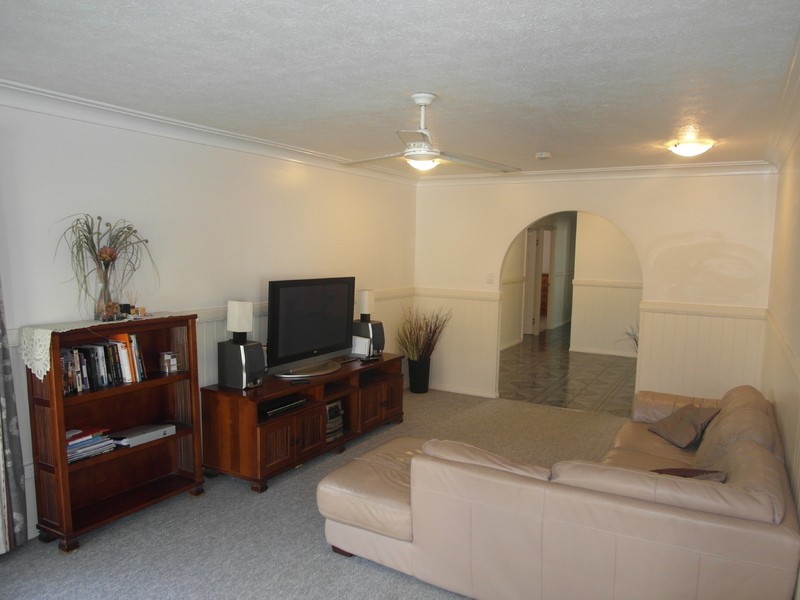 10 Columbine Court, Kirwan QLD 4817