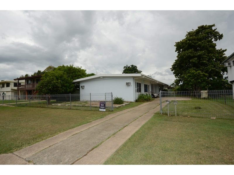 2/41 Burramugga Crescent, Kirwan QLD 4817