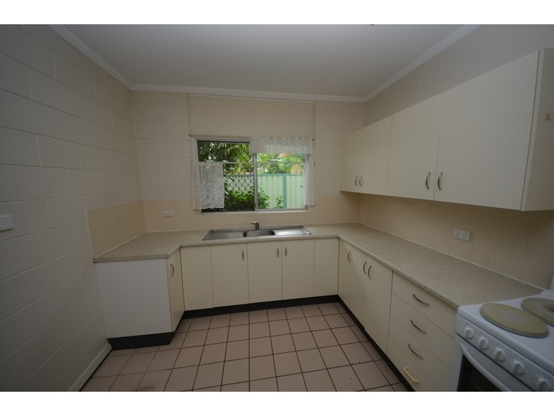 2/41 Burramugga Crescent, Kirwan QLD 4817