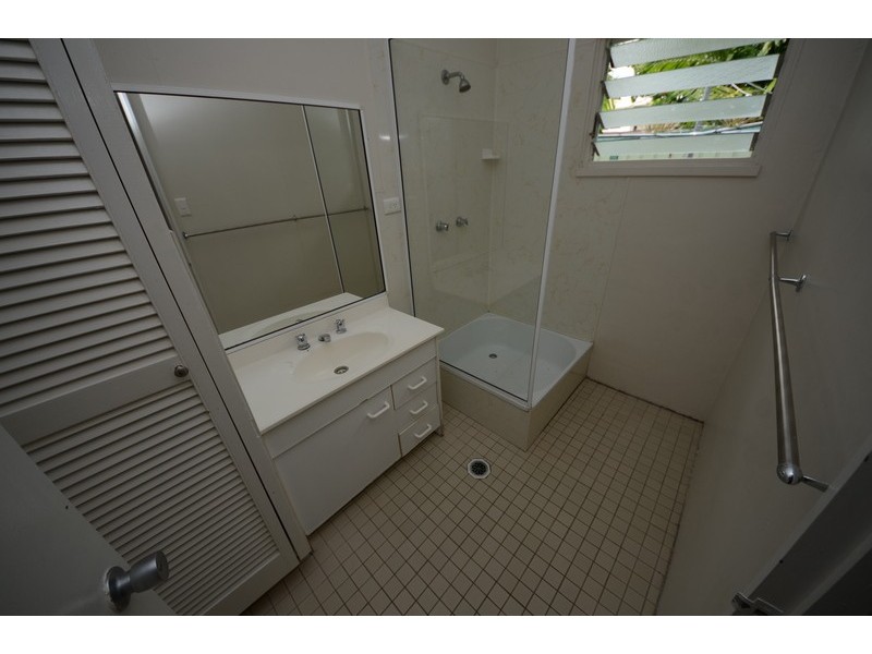 2/41 Burramugga Crescent, Kirwan QLD 4817