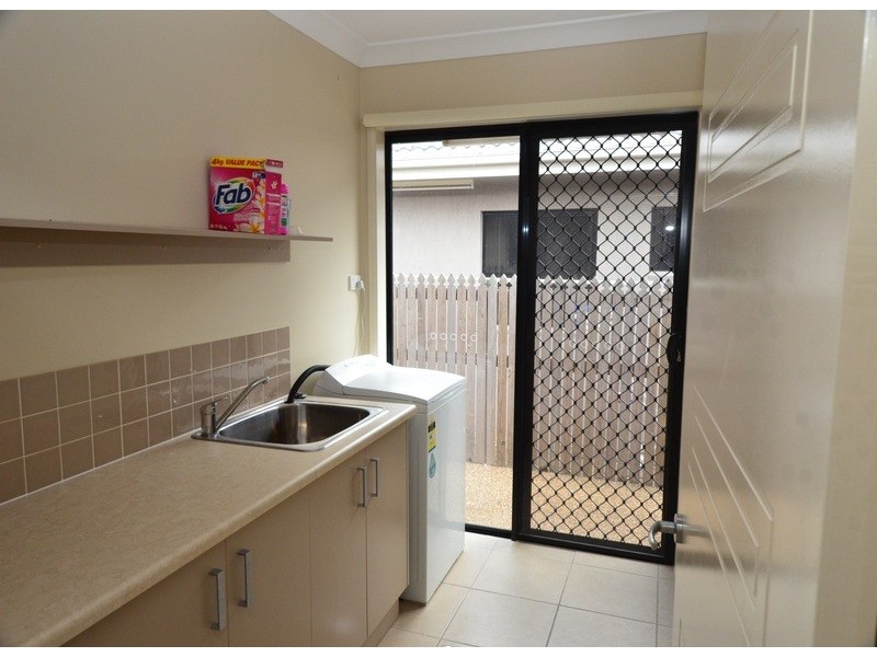 9 Waterlily Circuit, Douglas QLD 4814