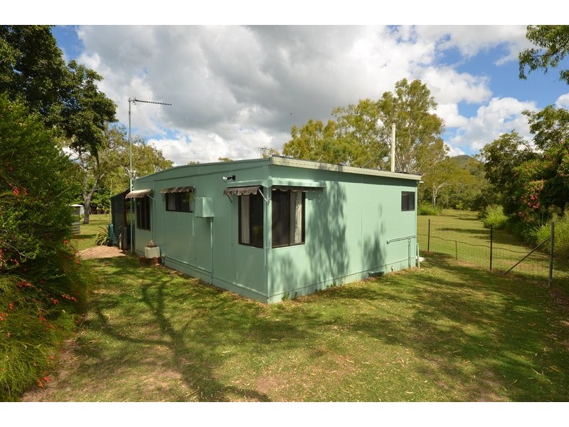 7 Benalla Road, Oak Valley QLD 4811