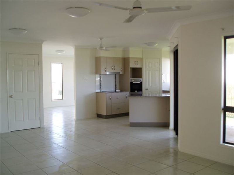 10 Montana Street, Deeragun QLD 4818