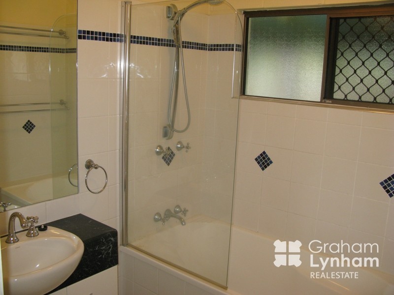 11 Salina Drive, Kelso QLD 4815