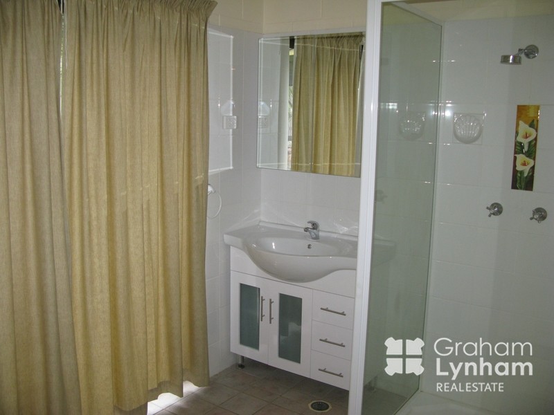 11 Salina Drive, Kelso QLD 4815