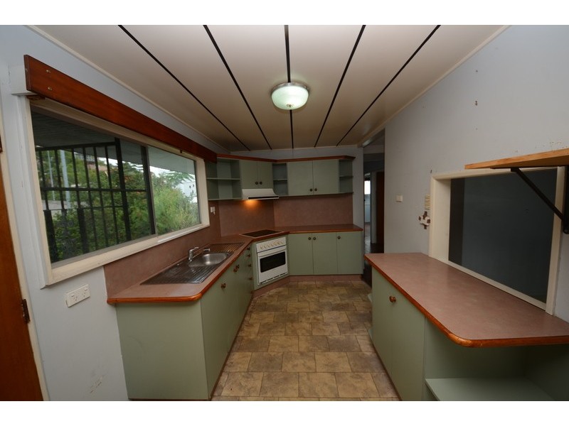 39 Gilbert Crescent, Castle Hill QLD 4810