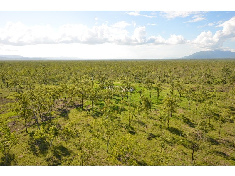 1197b Webb Road, Woodstock QLD 4816