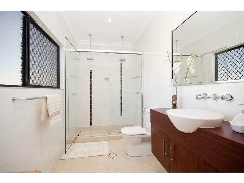 23 Outlook Crescent, Douglas QLD 4814