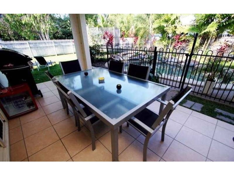 45 Greentree Circuit, Bushland Beach QLD 4818