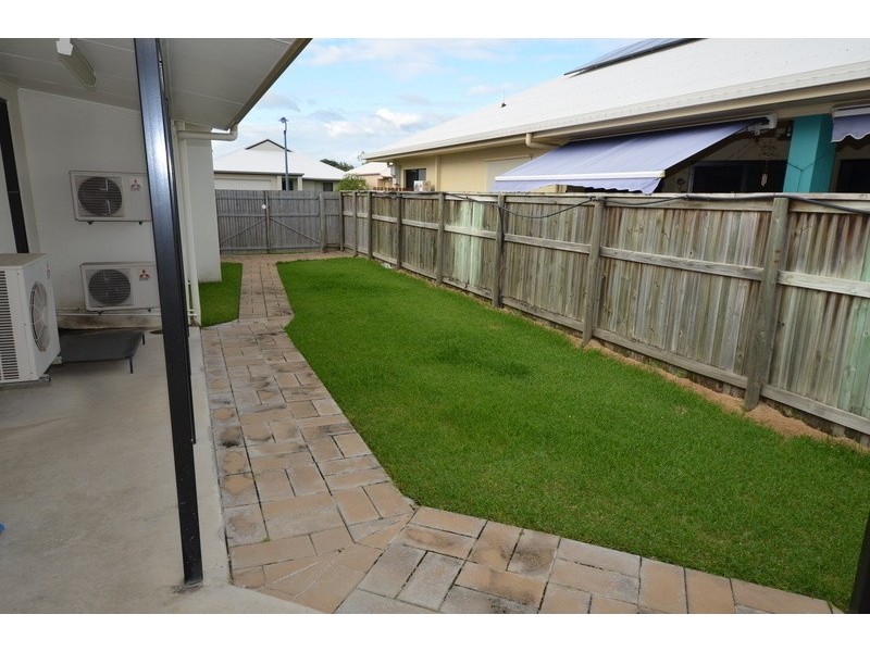 41 Sheerwater Parade, Douglas QLD 4814