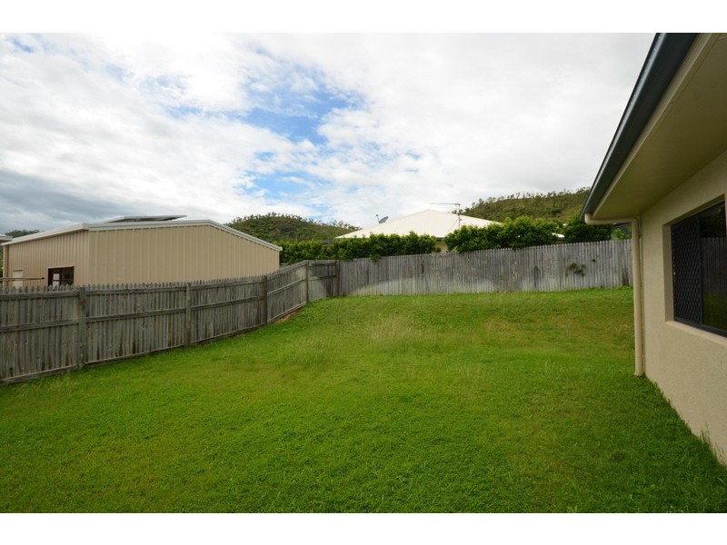 14 Fuji Court, Mount Louisa QLD 4814