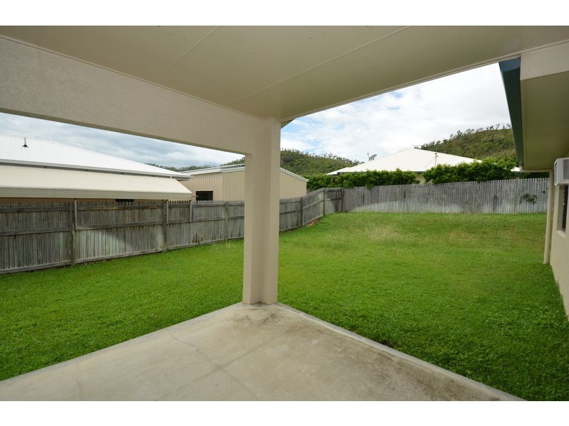 14 Fuji Court, Mount Louisa QLD 4814