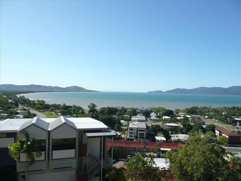 1/1 Little Street, Belgian Gardens QLD 4810