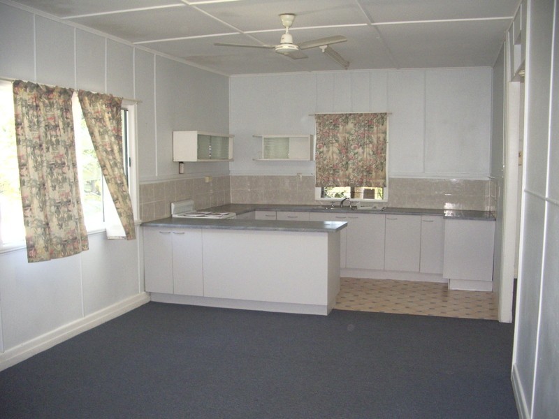 217 Ireland Street, Oonoonba QLD 4811