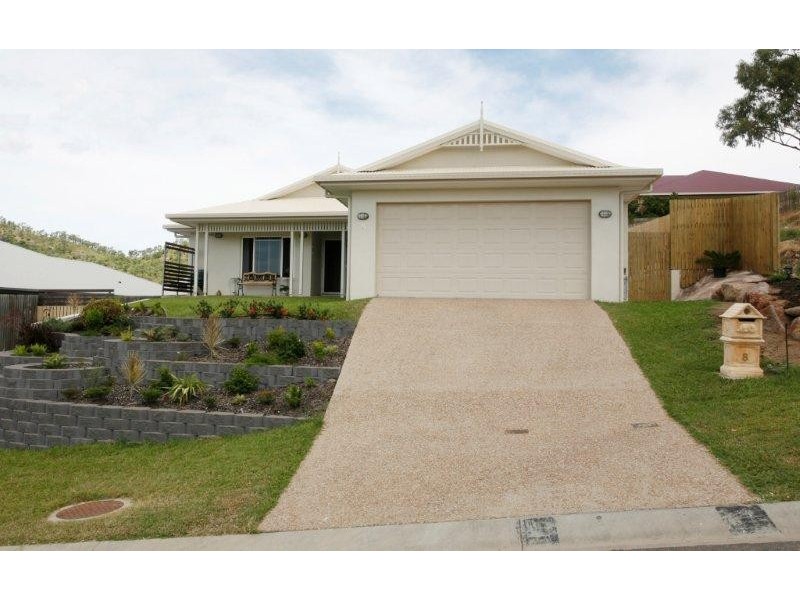 8 Palomar Court, Mount Louisa QLD 4814