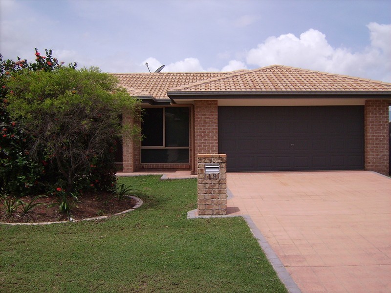 18 Dickenson Place, Kirwan QLD 4817