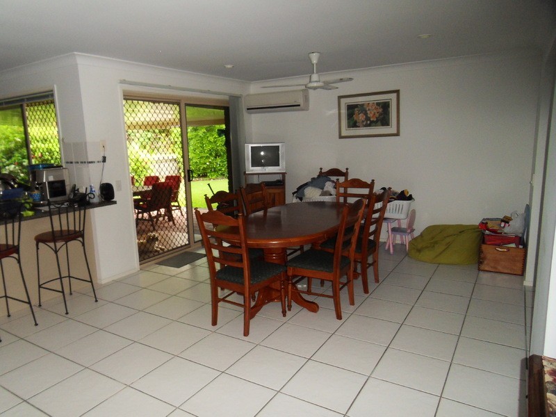 18 Dickenson Place, Kirwan QLD 4817