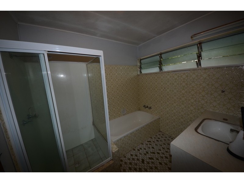 39 Gilbert Crescent, Castle Hill QLD 4810