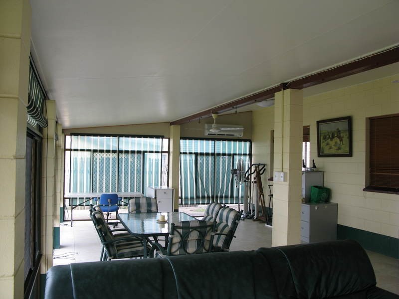 40 John Dory Street, Taylors Beach QLD 4850