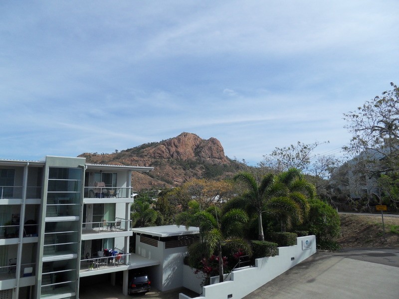 18/6 Hale Street, Townsville City QLD 4810