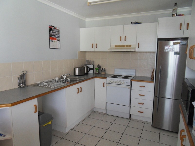 18/6 Hale Street, Townsville City QLD 4810