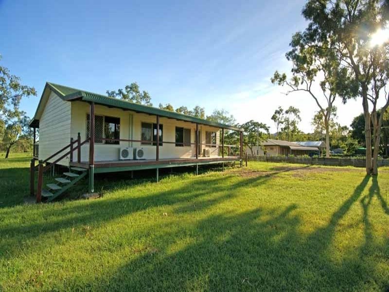 92 Hammond Way, Kelso QLD 4815