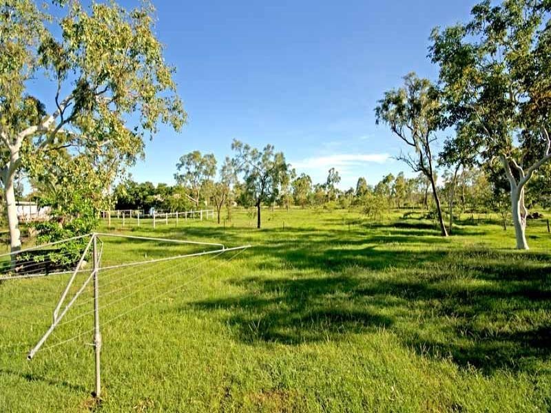 92 Hammond Way, Kelso QLD 4815