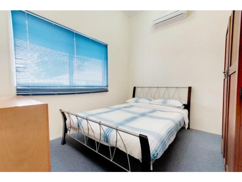 20B Cowley Street, West End QLD 4810