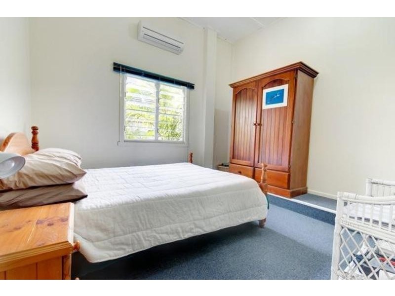 20B Cowley Street, West End QLD 4810