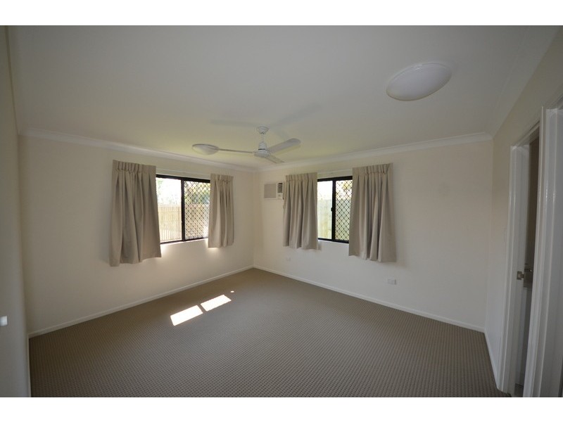 44 Burlingon Circuit, Mount Louisa QLD 4814