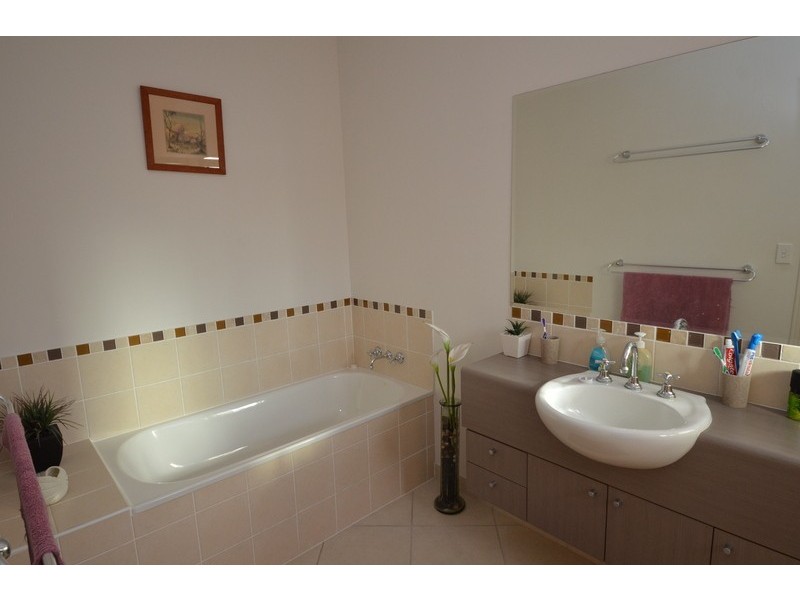 2 Inlet Retreat, Douglas QLD 4814