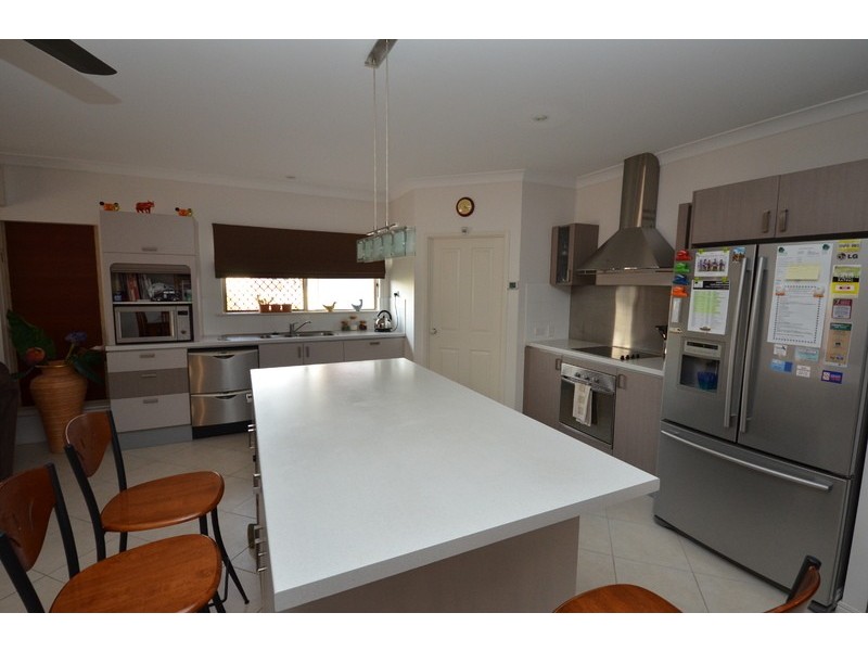 2 Inlet Retreat, Douglas QLD 4814