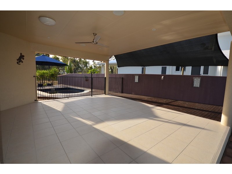 2 Inlet Retreat, Douglas QLD 4814
