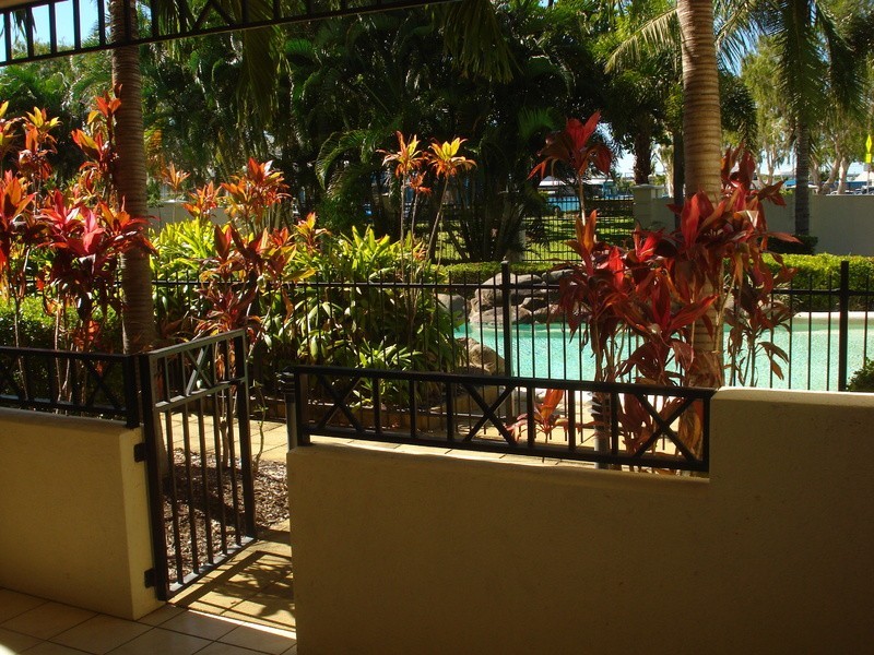 14/18-30 Sir Leslie Theiss Drive, Townsville QLD 4810