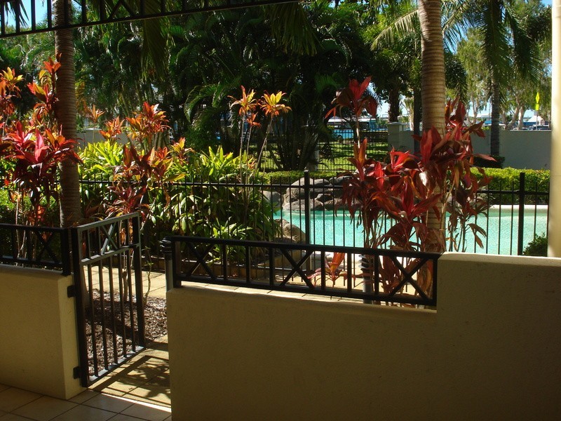 14/18-30 Sir Leslie Theiss Drive, Townsville QLD 4810