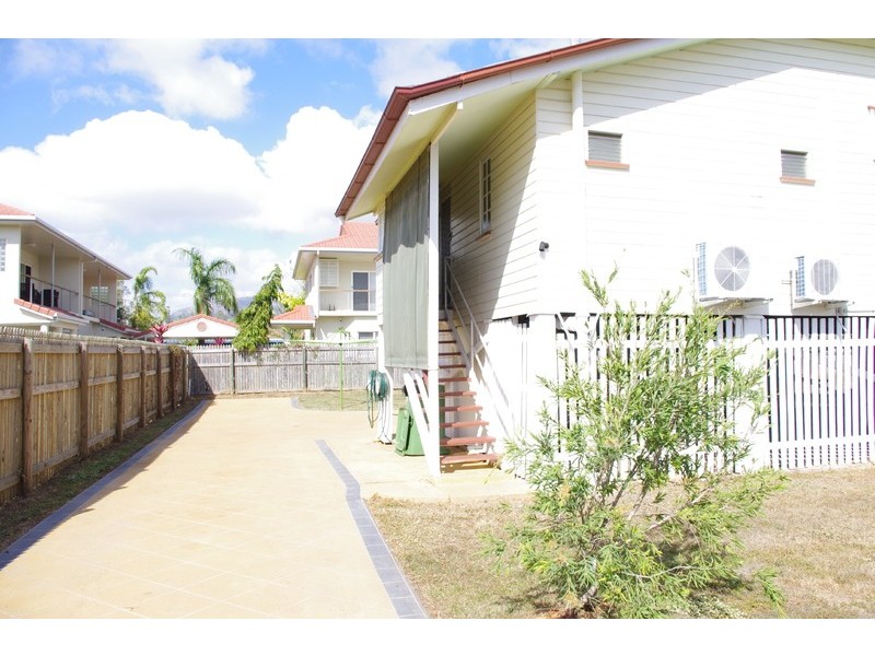 38 Diprose Street, Pimlico QLD 4812