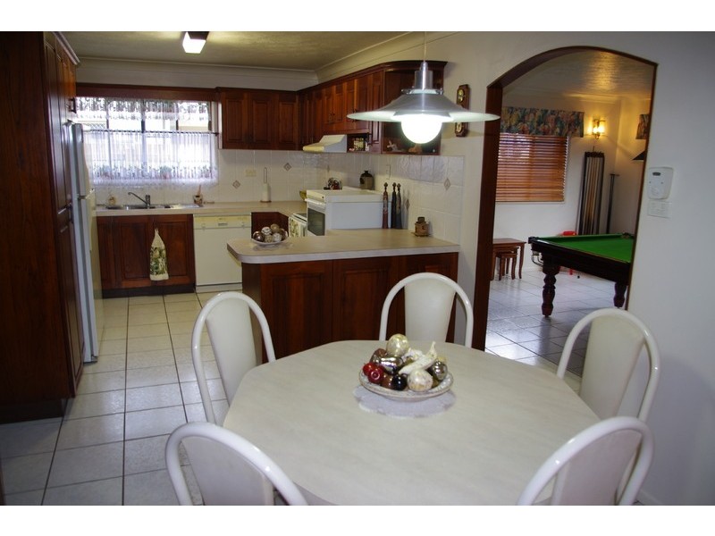 33 Serrano Crescent, Cranbrook QLD 4814