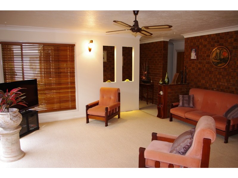 33 Serrano Crescent, Cranbrook QLD 4814