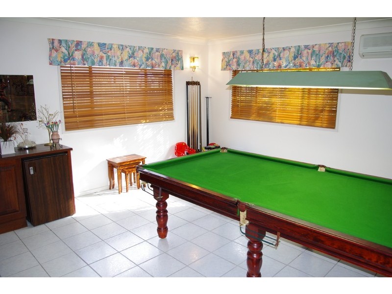 33 Serrano Crescent, Cranbrook QLD 4814