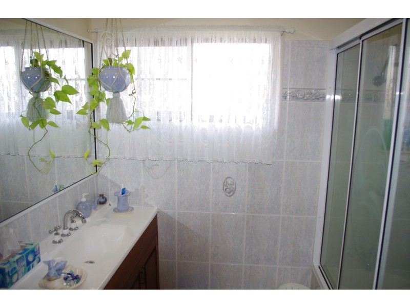 33 Serrano Crescent, Cranbrook QLD 4814