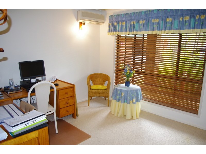 33 Serrano Crescent, Cranbrook QLD 4814